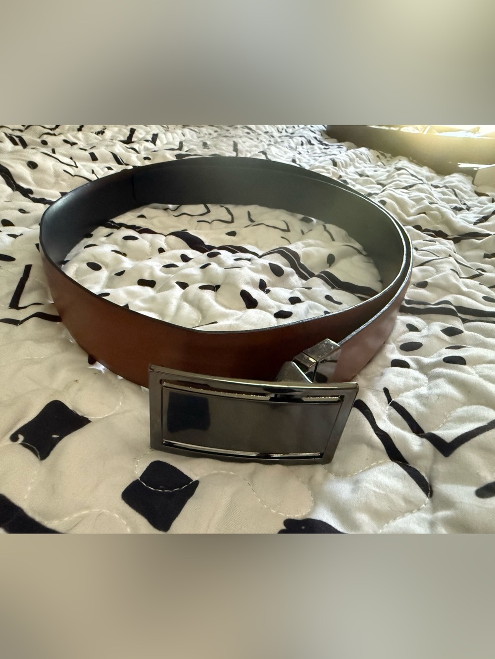 Source Unknown Men's Brown Reversible Belt with Silver Buckle